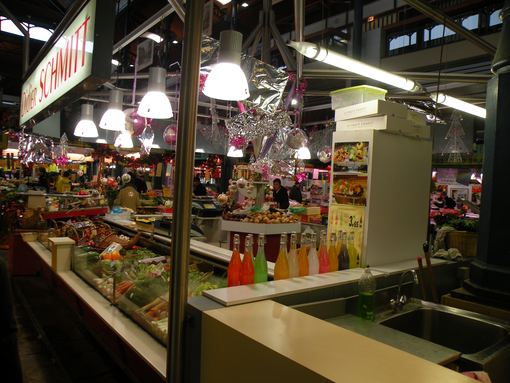  stand fruits et légumes, marché couvert à noël